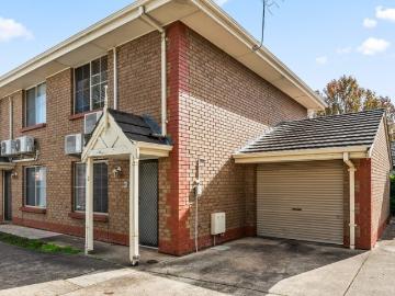Low Maintenance Living in a Prime Lifestyle Location