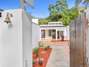 Low Maintenance Living in a Prime Smithfield Pocket