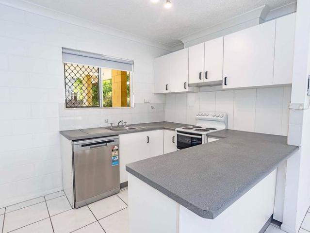Low Maintenance Living in a Prime South Townsville Location!