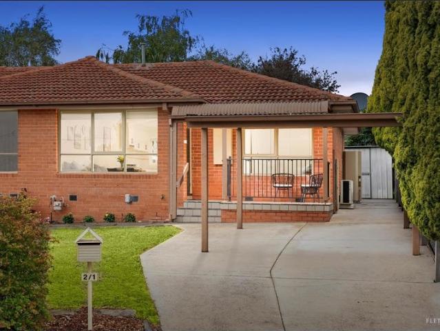 Low Maintenance Living in a Quiet Court