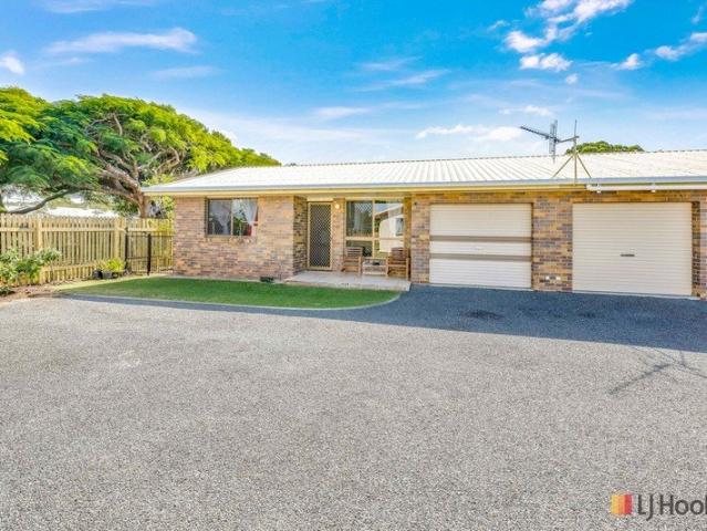 LOW MAINTENANCE LIVING IN A QUIET & CONVENIENT LOCATION
