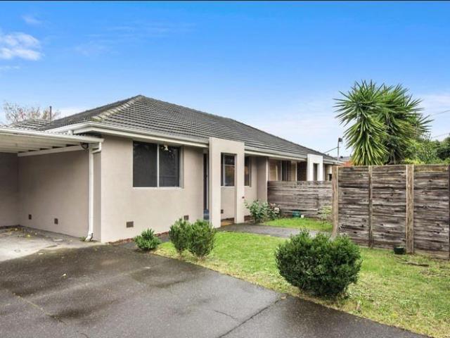 Low Maintenance Living in a Quiet Dandenong North Pocket