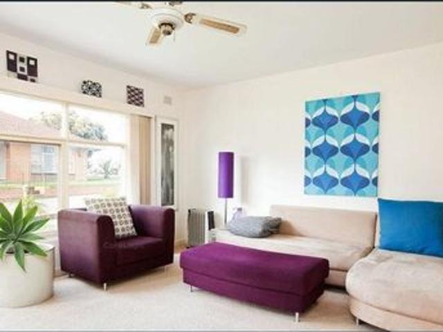 Low Maintenance Living in Beautiful Glenelg!