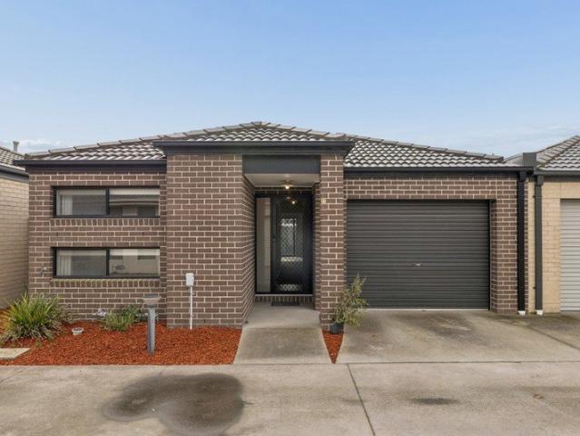 Low maintenance living in central location