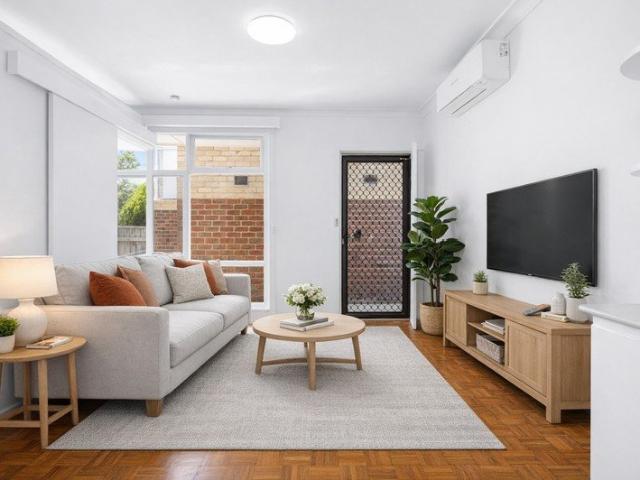 Low maintenance living in central location