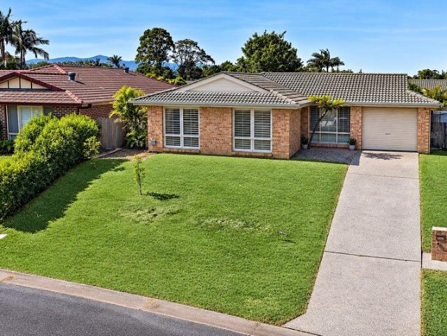 Low Maintenance Living In Convenient Location