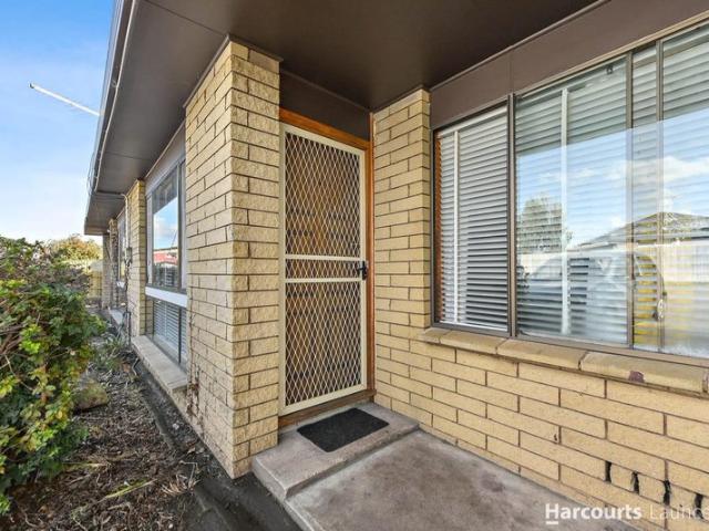 Low Maintenance Living in Convenient Newnham