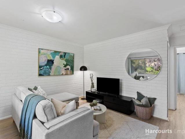 Low Maintenance Living in Desirable Doubleview
