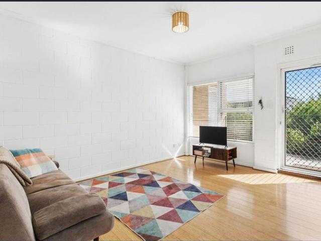 Low Maintenance Living in Glenside