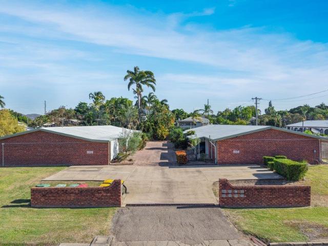 Low Maintenance Living in Great Complex