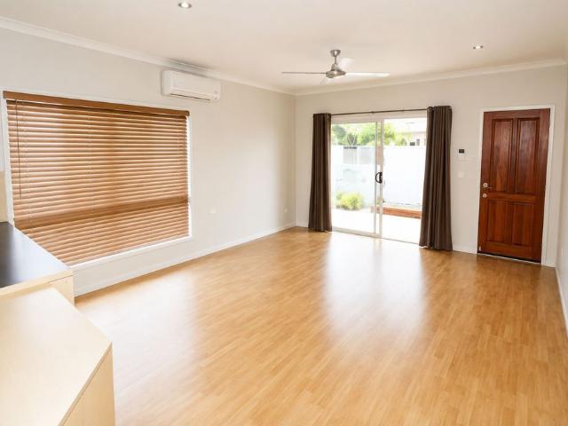 LOW MAINTENANCE LIVING IN KAWANA ISLAND VILLAS