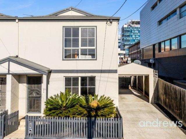 Low Maintenance Living in Prime Geelong Location