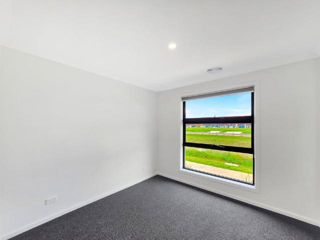 Low maintenance living in prime location