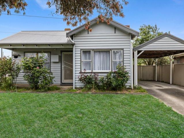 Low Maintenance Living in Sebastopol