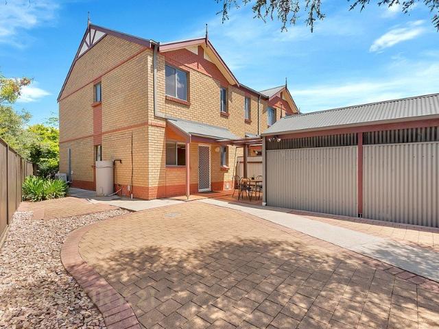 Low Maintenance Living In The Heart of Wynn Vale
