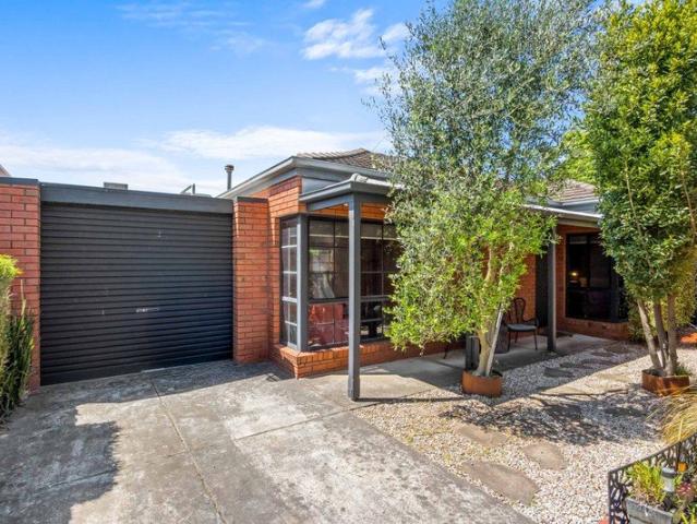 Low Maintenance Living in the Heart of Ballarat Central