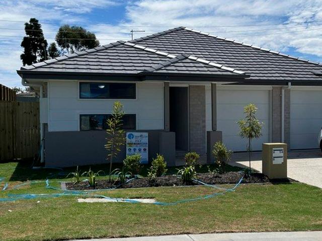Low Maintenance Living in the Heart of Collingwood Park
