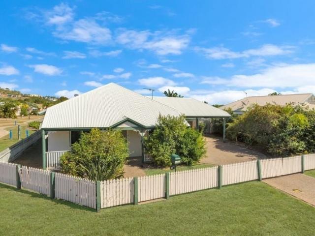 Low Maintenance Living in the Heart of Douglas