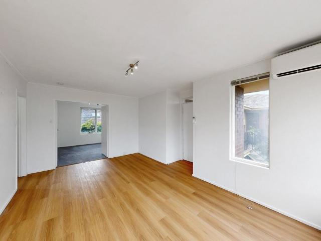 Low Maintenance Living in the Heart of Essendon