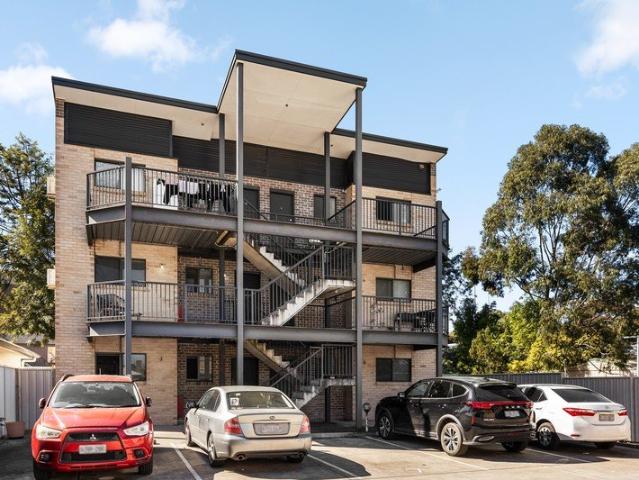 Low Maintenance Living in the Heart of Magill