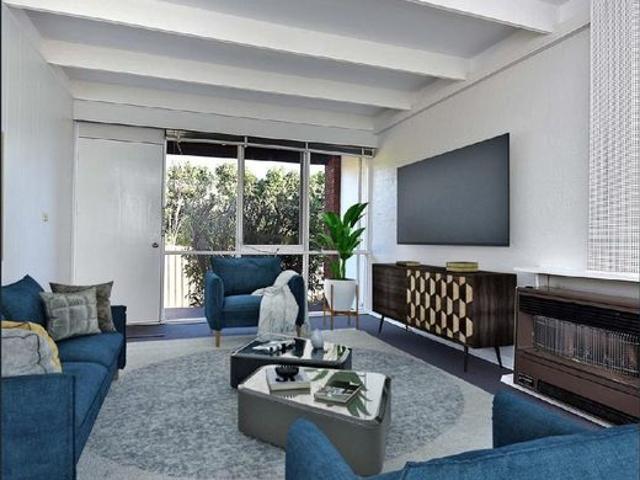 Low Maintenance Living in the Heart of Mordialloc