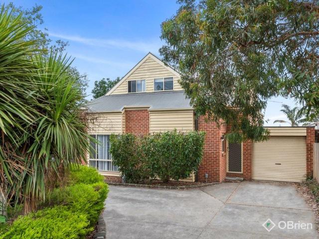 Low Maintenance Living in the Heart of Mornington