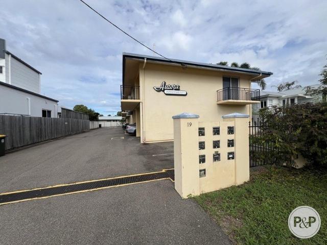 Low Maintenance Living in the Heart of North Ward
