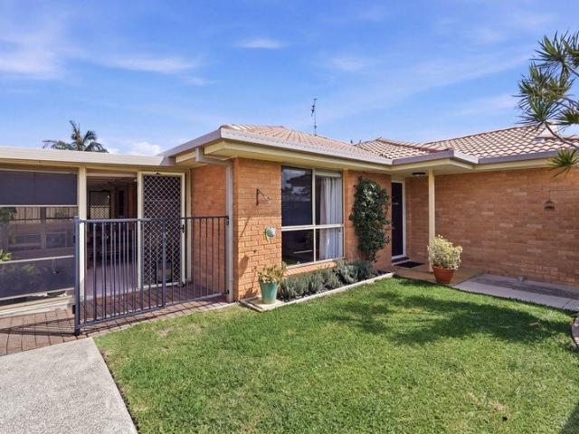 Low Maintenance Living in the Heart of Salamander Bay