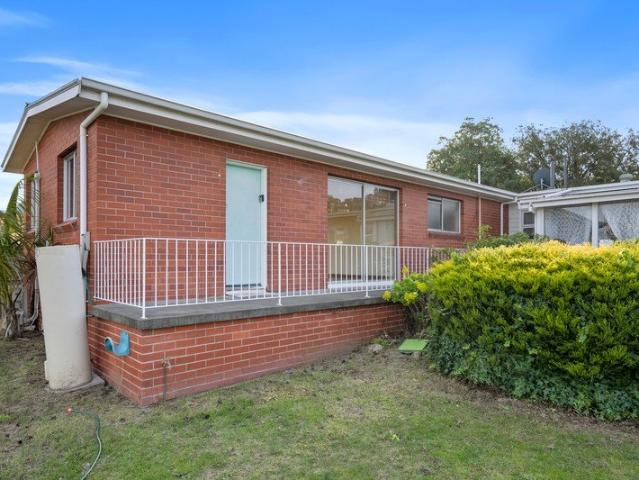Low Maintenance Living Just Moments from the Bellerive Waterfront
