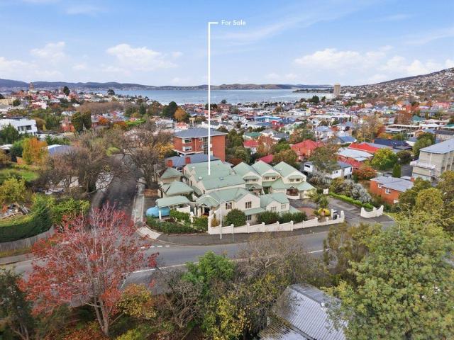 Low Maintenance Living, Premium Sandy Bay Position