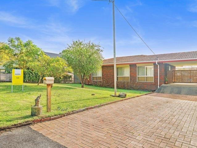 Low Maintenance Living So Close to Town!