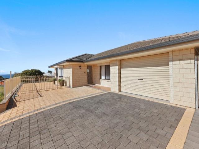 Low Maintenance Living with Bay Views
