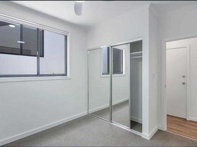 Low Maintenance Living with Everyday Convenience