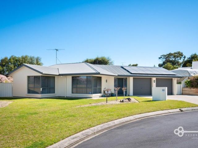 LOW MAINTENANCE LIVING WITH VERSATILE APPEAL