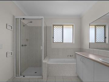 Low Maintenance Living with Side Access in a Quiet Cul de Sac