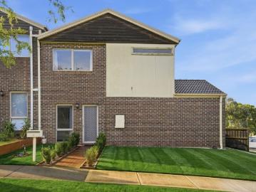 Low Maintenance Living with Space, Comfort & Convenience