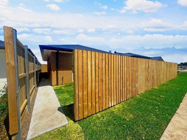 LOW MAINTENANCE LIVING WITH STANDALONE PRIVACY