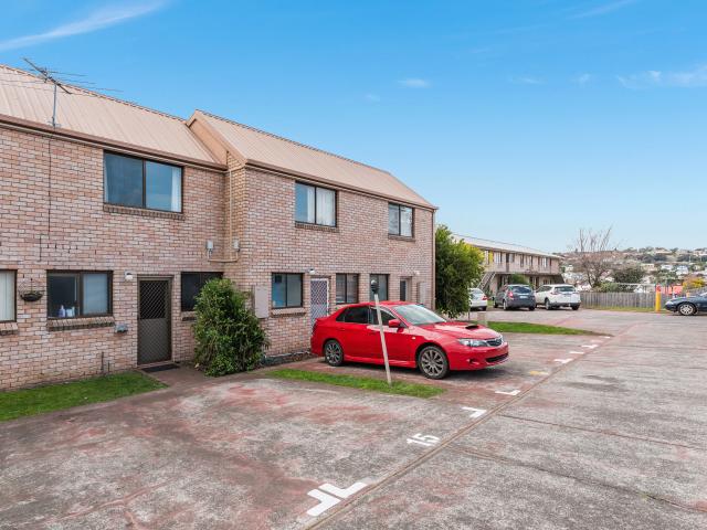 Low Maintenance Living with Strong Investment Certainty