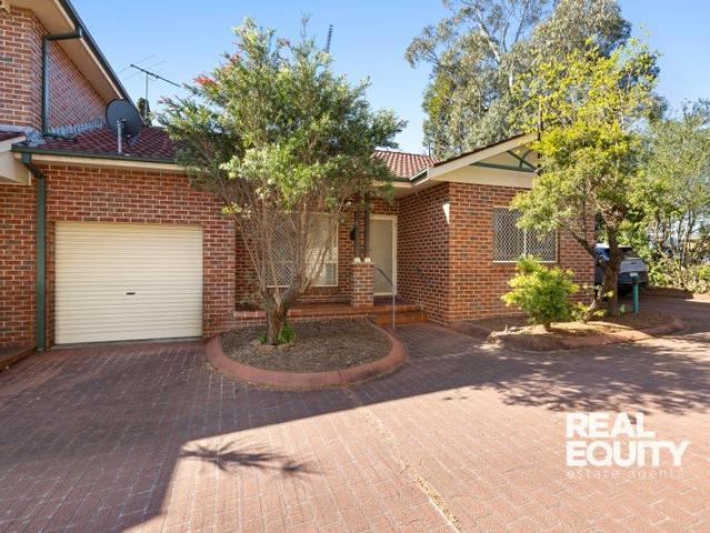 Neat & Tidy Spacious 2 Bedroom Villa