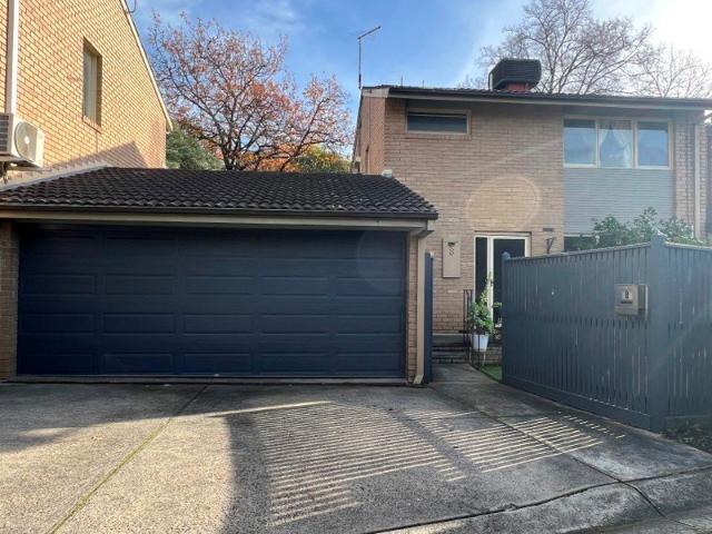 Low Maintenance Lifestyle in a Prime Mont Albert Location