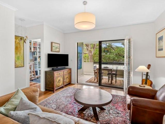 Low maintenance lifestyle in an unbeatable village location