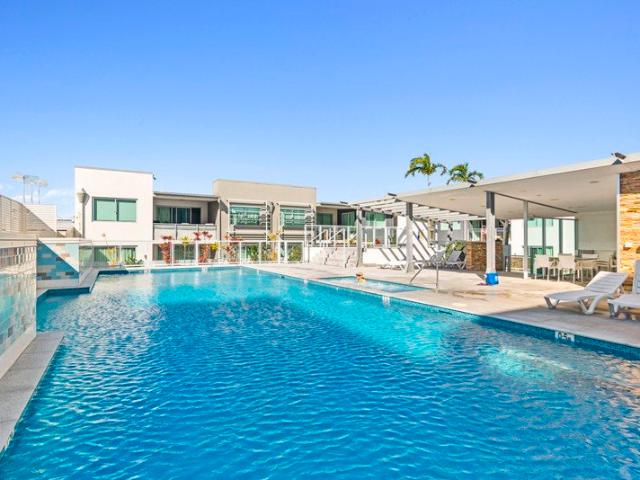EXCEPTIONAL PALM BEACH VALUE REALISTIC SELLERS READY TO MEET THE MARKET!