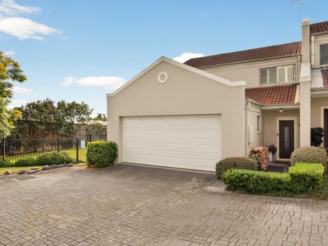 Low Maintenance Luxury in Convenient Location