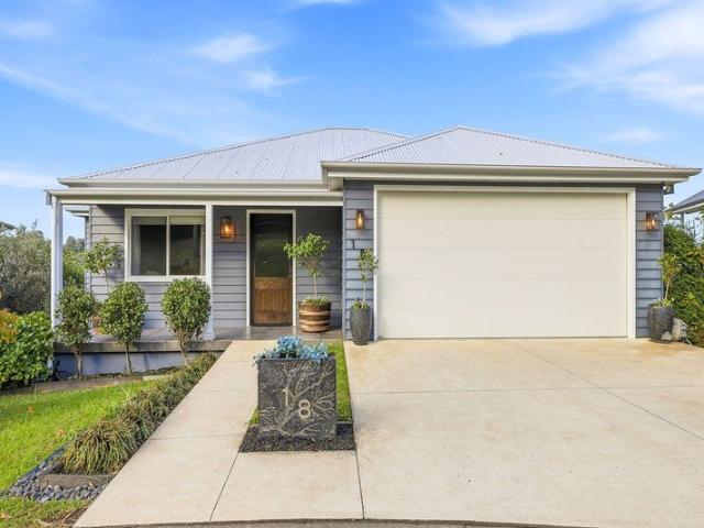 Low Maintenance Luxury with Rural Outlook
