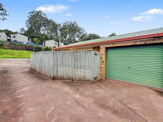 Low Maintenance Mount Lofty Unit