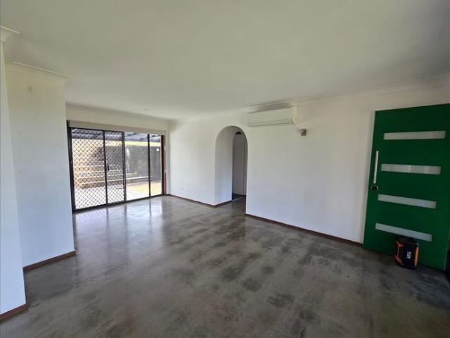 Low Maintenance Mountain Home | 2 Bed + Study with Fenced Yard