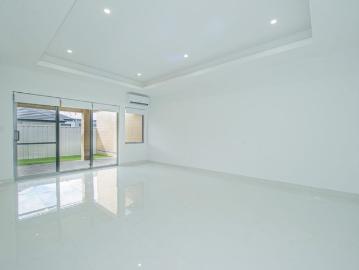Low Maintenance Modern Living in the Heart of Westminster