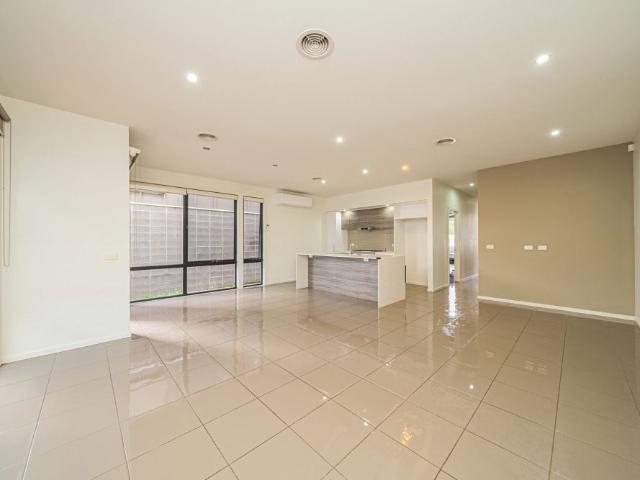 Low Maintenance Modern Living In Mount Waverley Secondary College School Zone