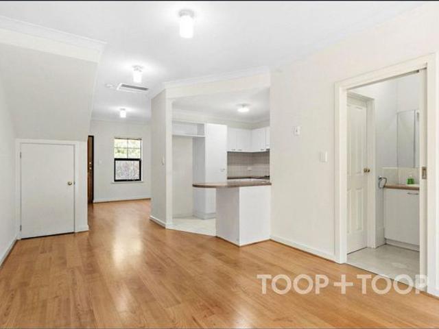 Low Maintenance Norwood Living
