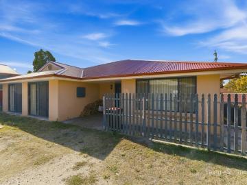 Low Maintenance Sophisticated Living